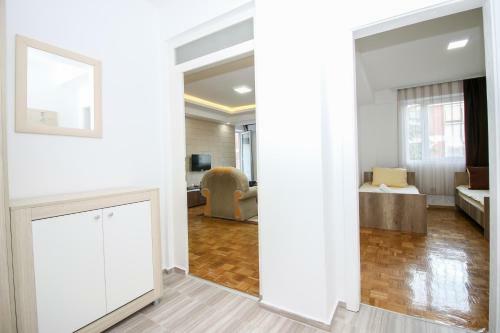 Darni Apartment