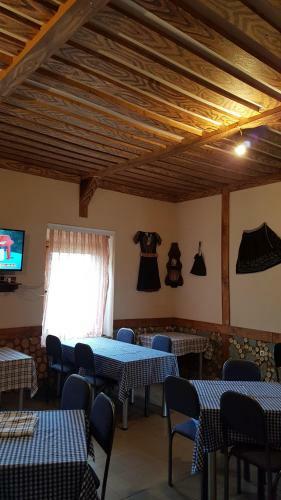Hostel Trnovski Vetar