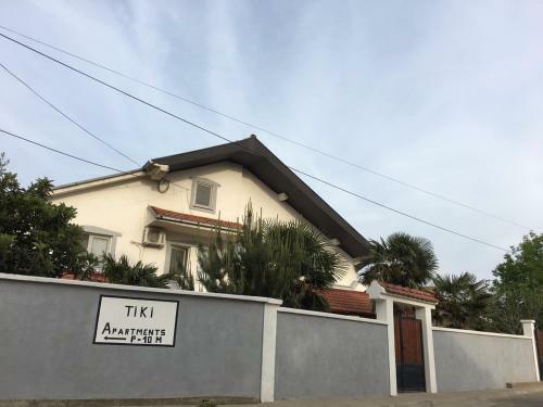 Tiki Apartments