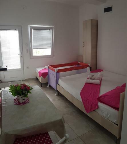Apartments Villa Naumovi