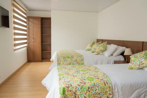 Hotel Cacique Real