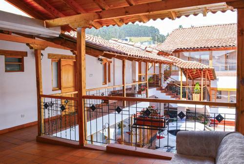 Hotel Cacique Real