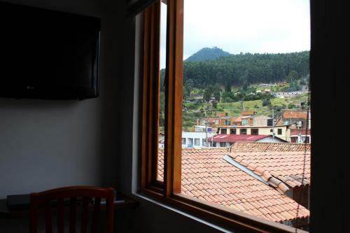 Hotel Cacique Real