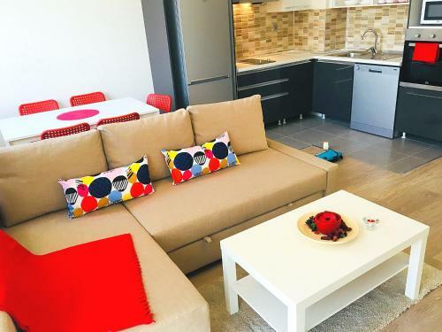 Mdm Sky Apartments