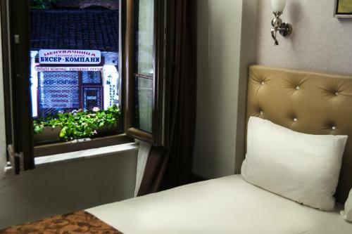 Aen Hotel