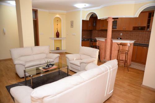 Exclusive Central Apartments
