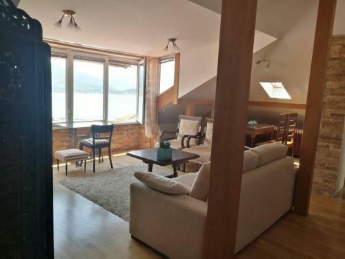 Hostal Jovevi Apartments
