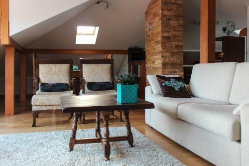Hostal Jovevi Apartments