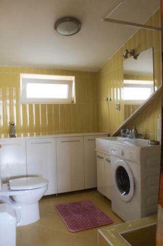 Hostal Jovevi Apartments