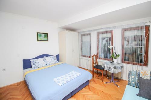 Teo Apartments