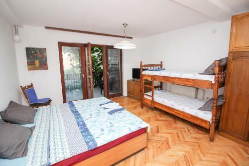 Teo Apartments