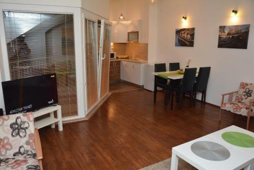 Apartamento Lukanov Promenade By The Lake