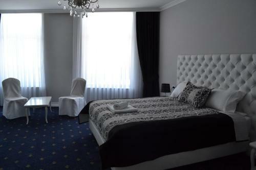 Hotel Emi