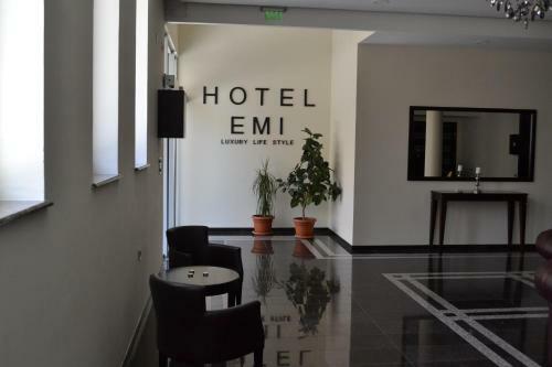 Hotel Emi