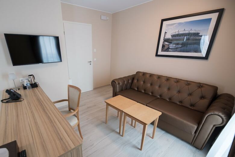 Gulliver Tower Hotel