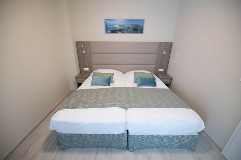 Gulliver Tower Hotel