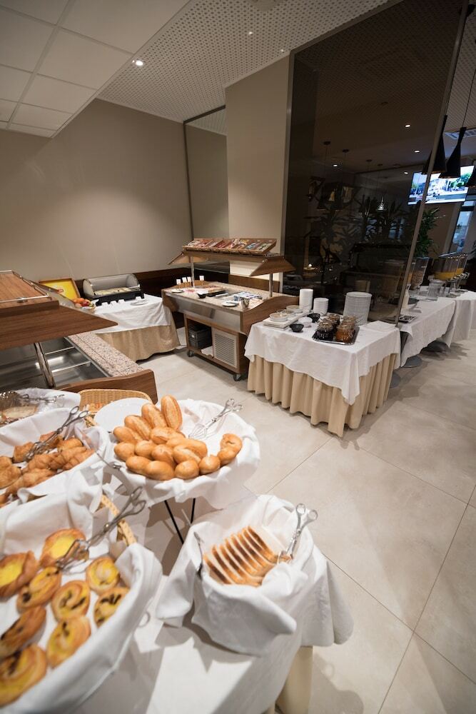 Gulliver Tower Hotel
