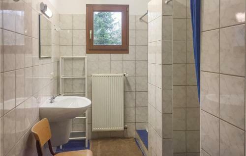 Six-bedroom Holiday Home In Dirbach