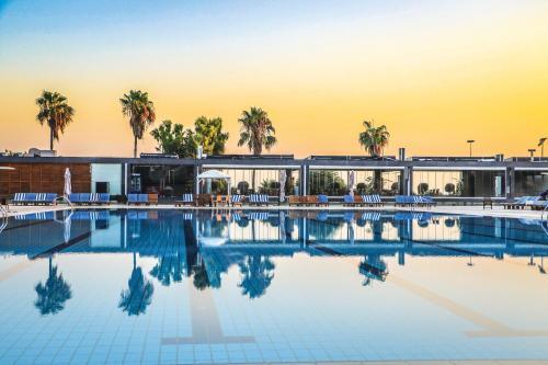 Miramar Hotel Resort And Spa