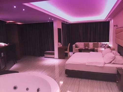 Aphrodite Hotel