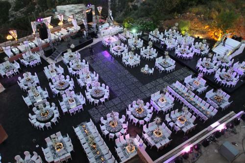Douma Hotel