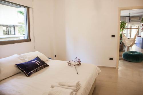 Gemmayze 1bd Apartment