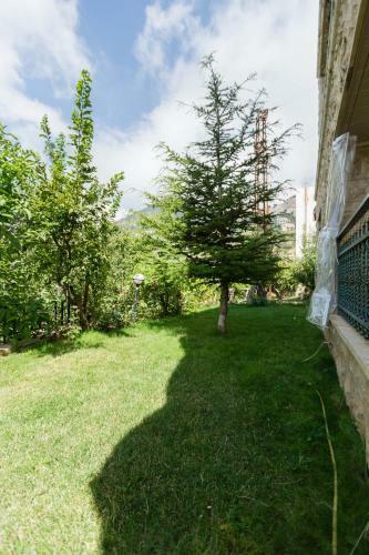 Hostal Mresty Guest House
