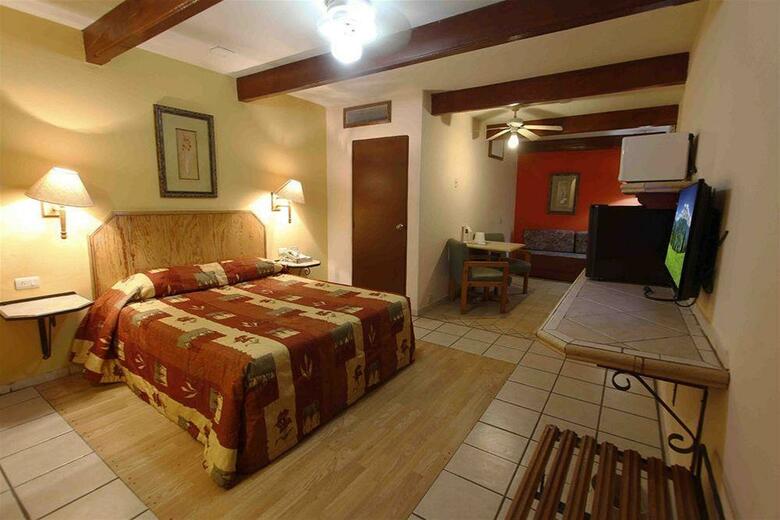 Hotel Suites Kino