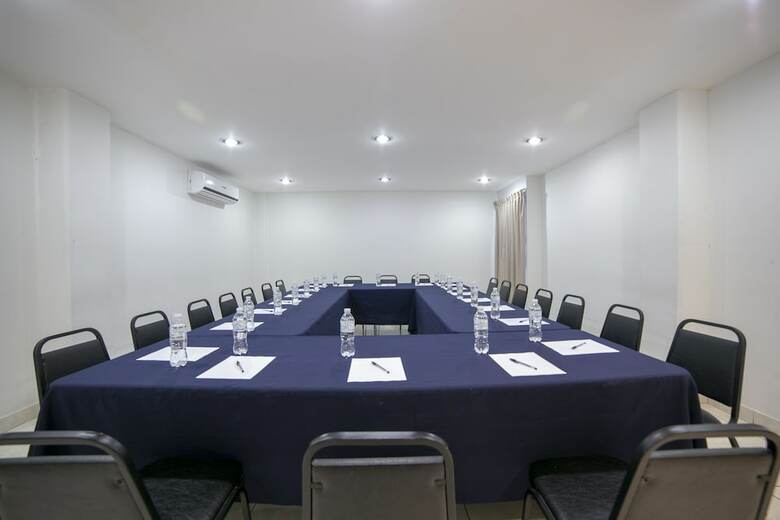Rs Suites Hotel