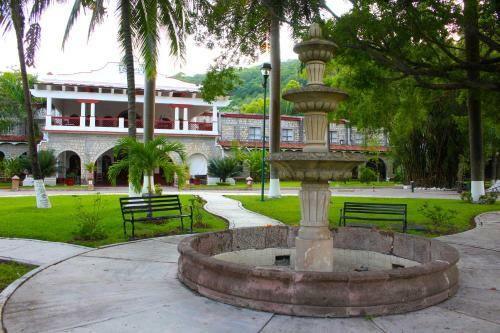 Hotel Spa Taninul