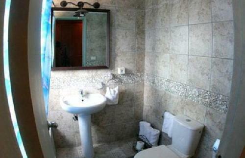 Hotel Batroun Village Club