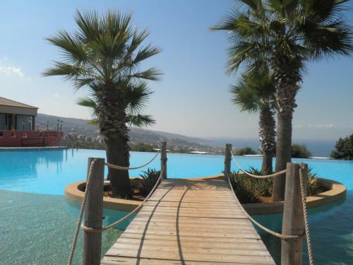 Hotel Batroun Village Club