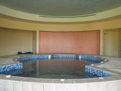 Hotel Batroun Village Club