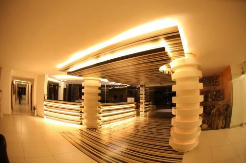 Sawary Beach Hotel