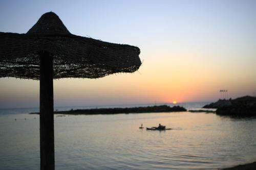 Sawary Beach Hotel