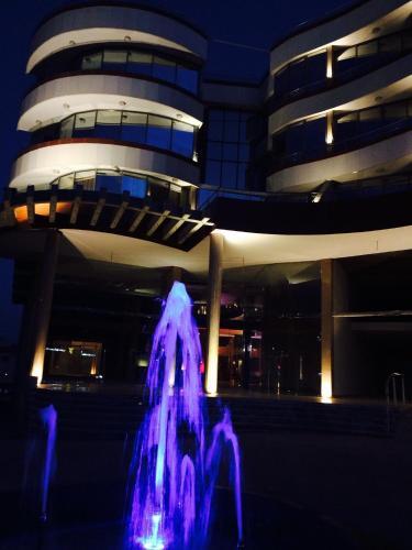 Delora Hotel And Suites