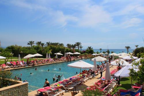 �l?h�tel- Edde Sands Hotel & Wellness Resort