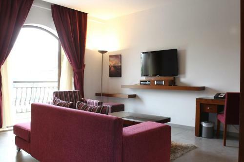 Monoberge Hotel