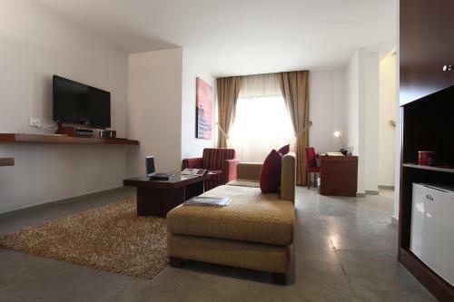 Monoberge Hotel