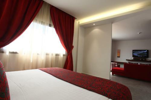 Monoberge Hotel