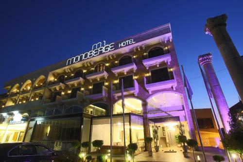 Monoberge Hotel