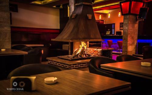 White Cedar Hotel &resort