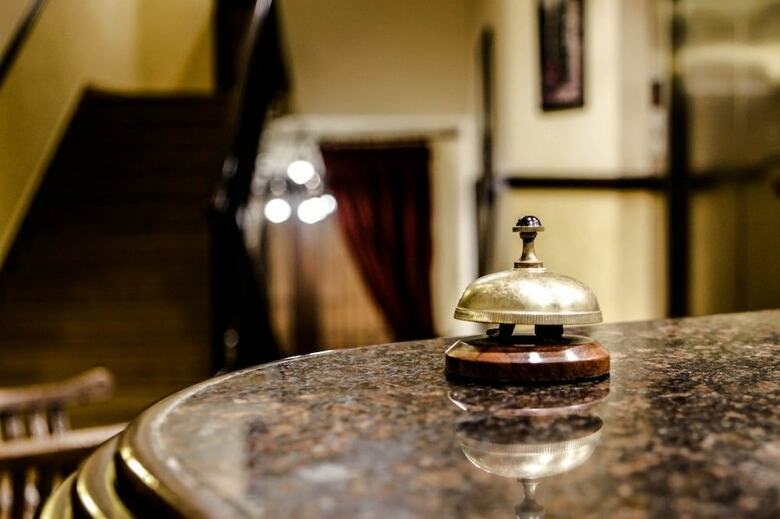 Quartier Suisse Hotel