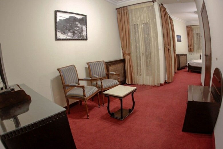 Quartier Suisse Hotel