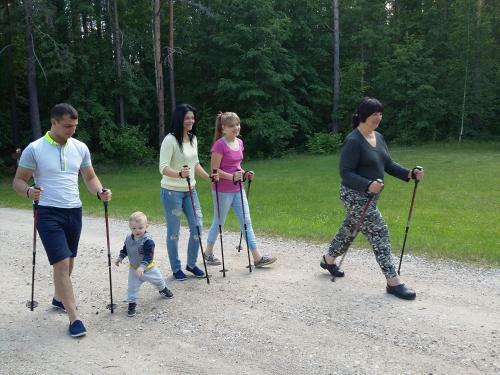 Br?vdienu M?ja Sker?k?ni