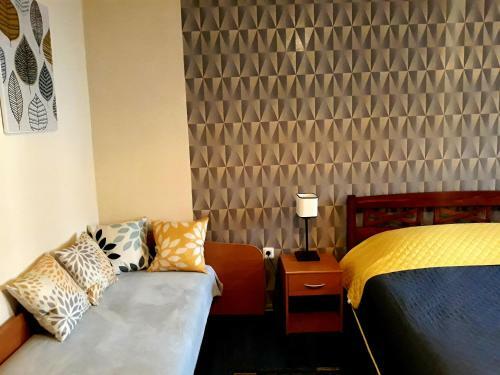 Town Center Studio Apartment
