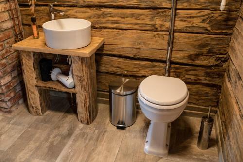 Hostal Viesu Nams Melnsils