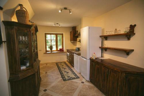 Hostal Viesu Nams Melnsils