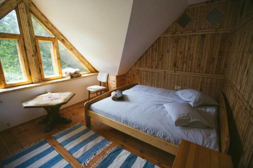 Hostal Viesu Nams Melnsils