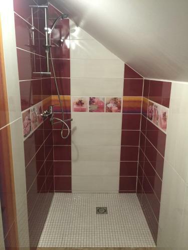 Hostal Viesu Nams Melnsils